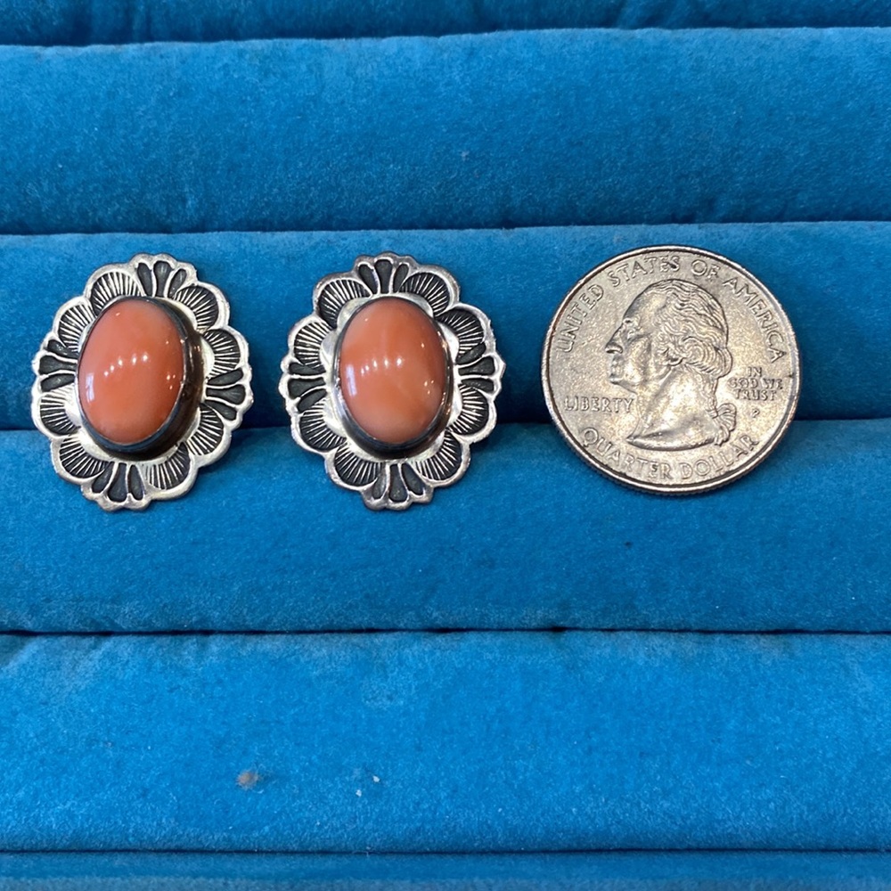 Don Lucas Pink Coral Earrings - Picture 6 of 6